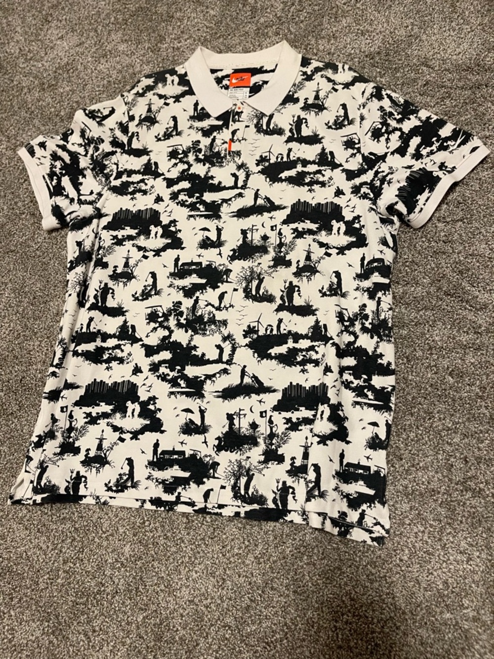 Nike Dri-Fit polo XL black toile graphic print